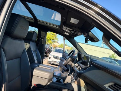 2023 Chevrolet Suburban High Country