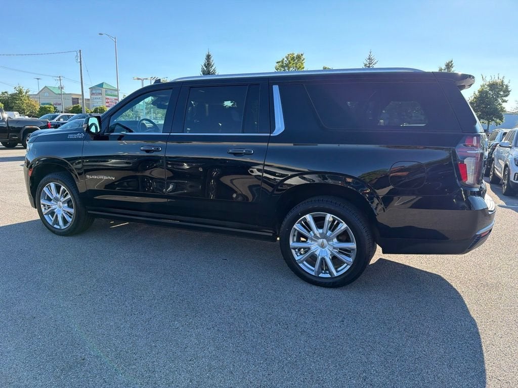 2023 Chevrolet Suburban High Country