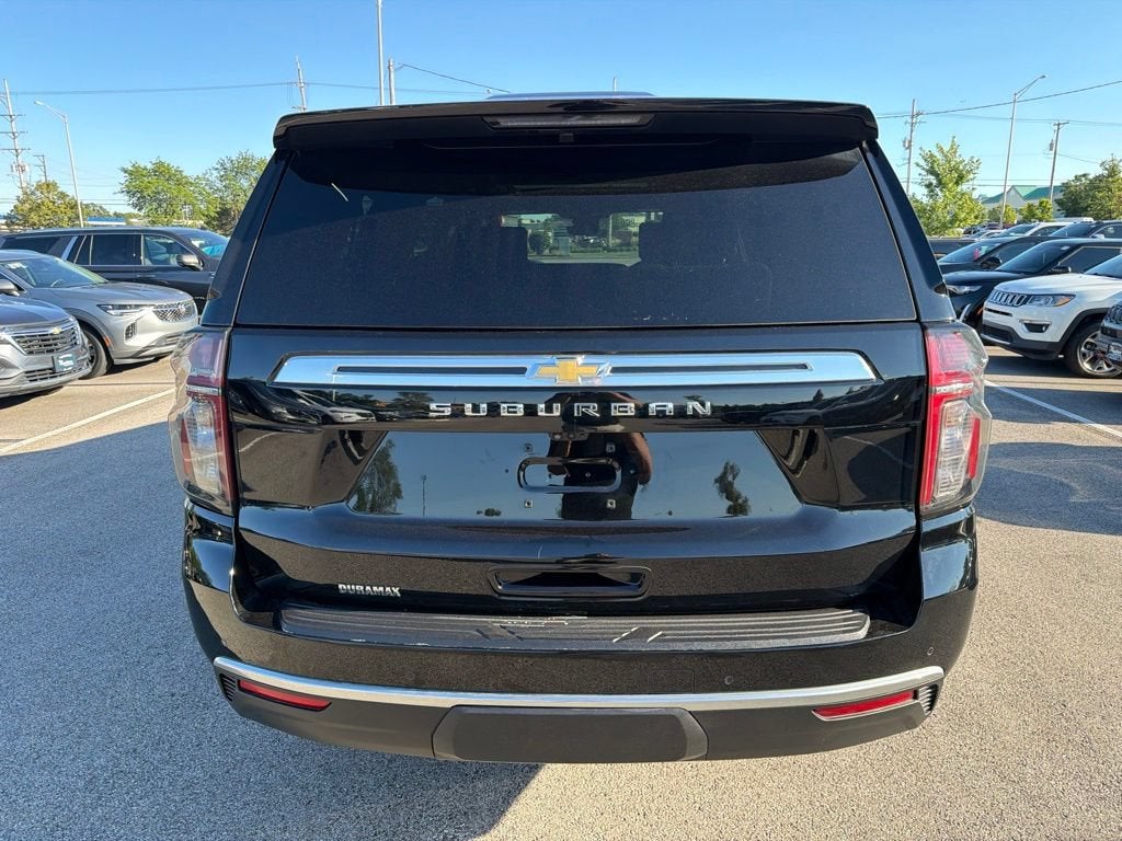 2023 Chevrolet Suburban High Country