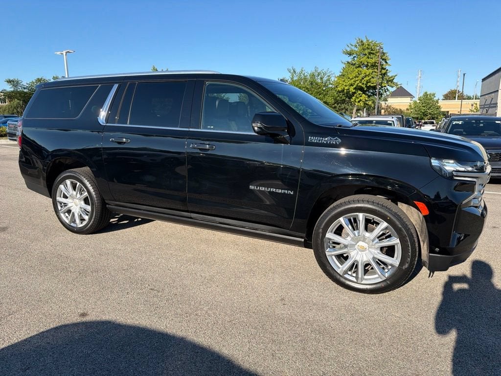 2023 Chevrolet Suburban High Country