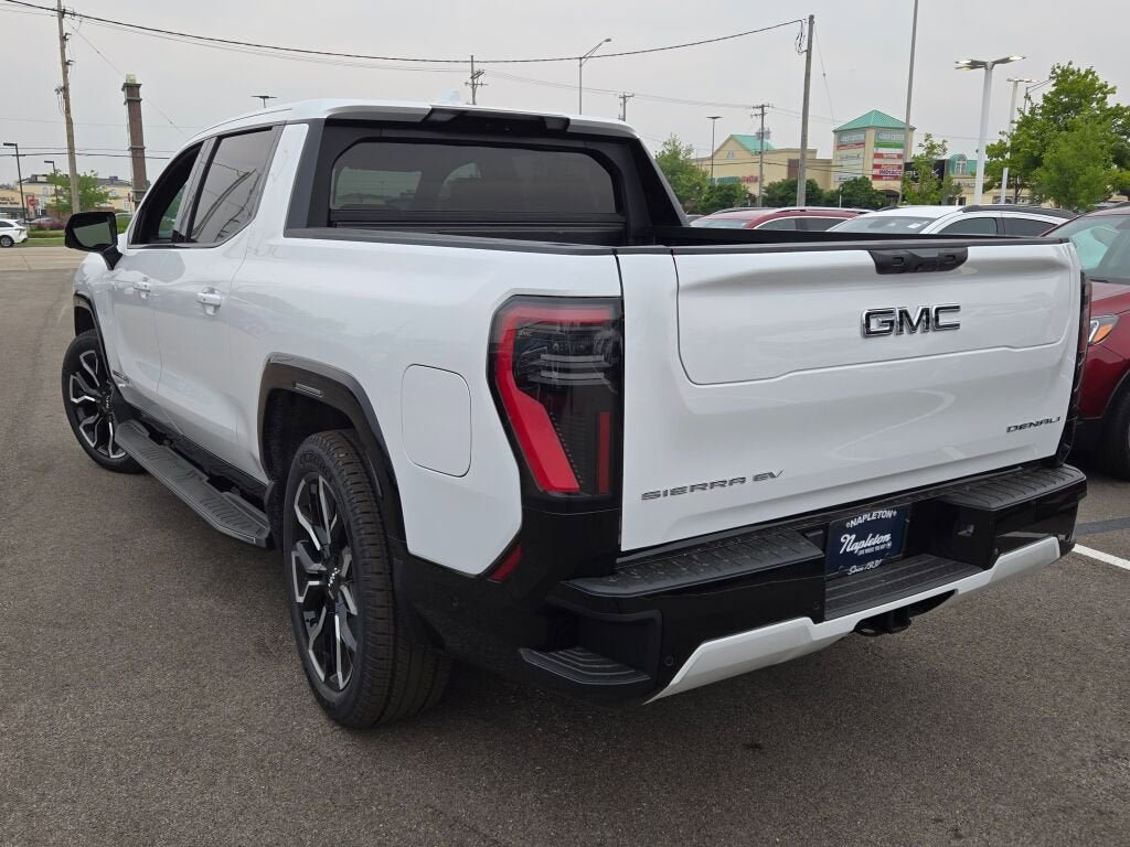 2025 GMC Sierra EV Extended Range Denali