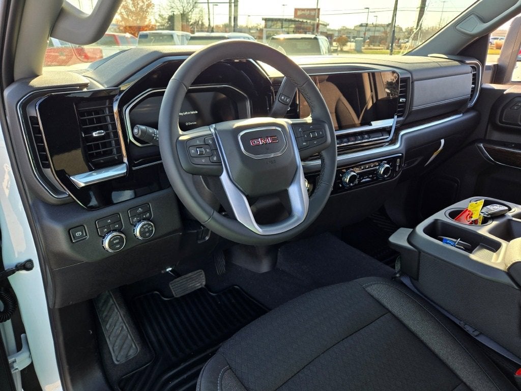 2026 GMC Sierra 2500 HD SLE