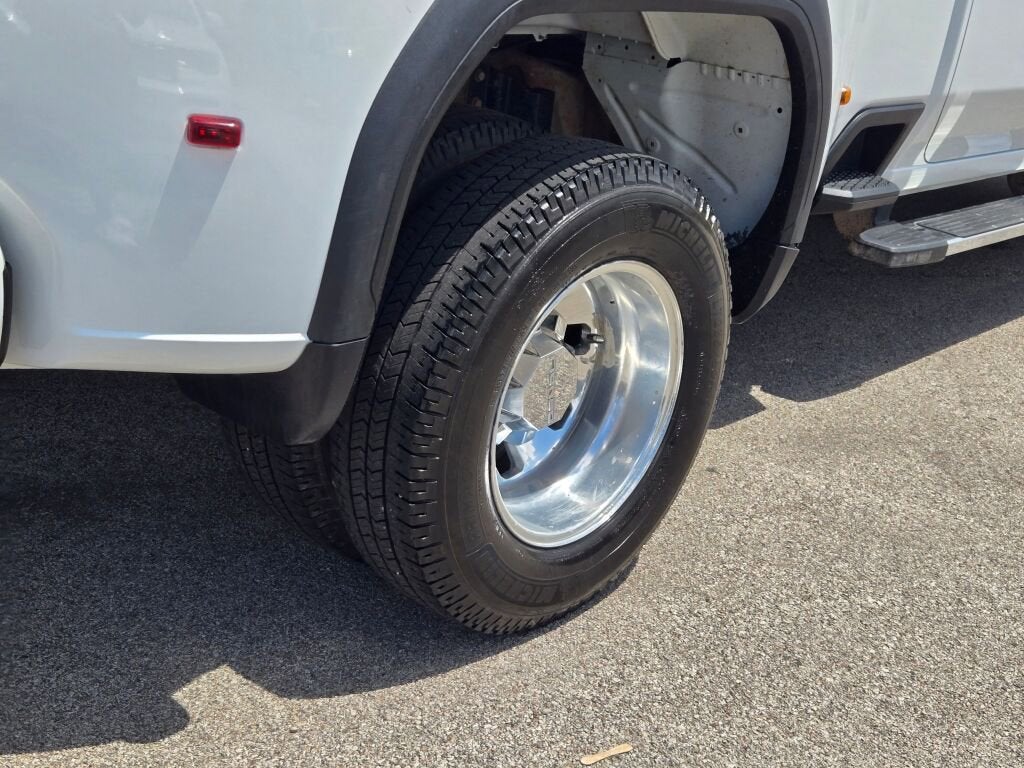 2024 GMC Sierra 3500 HD Denali DRW