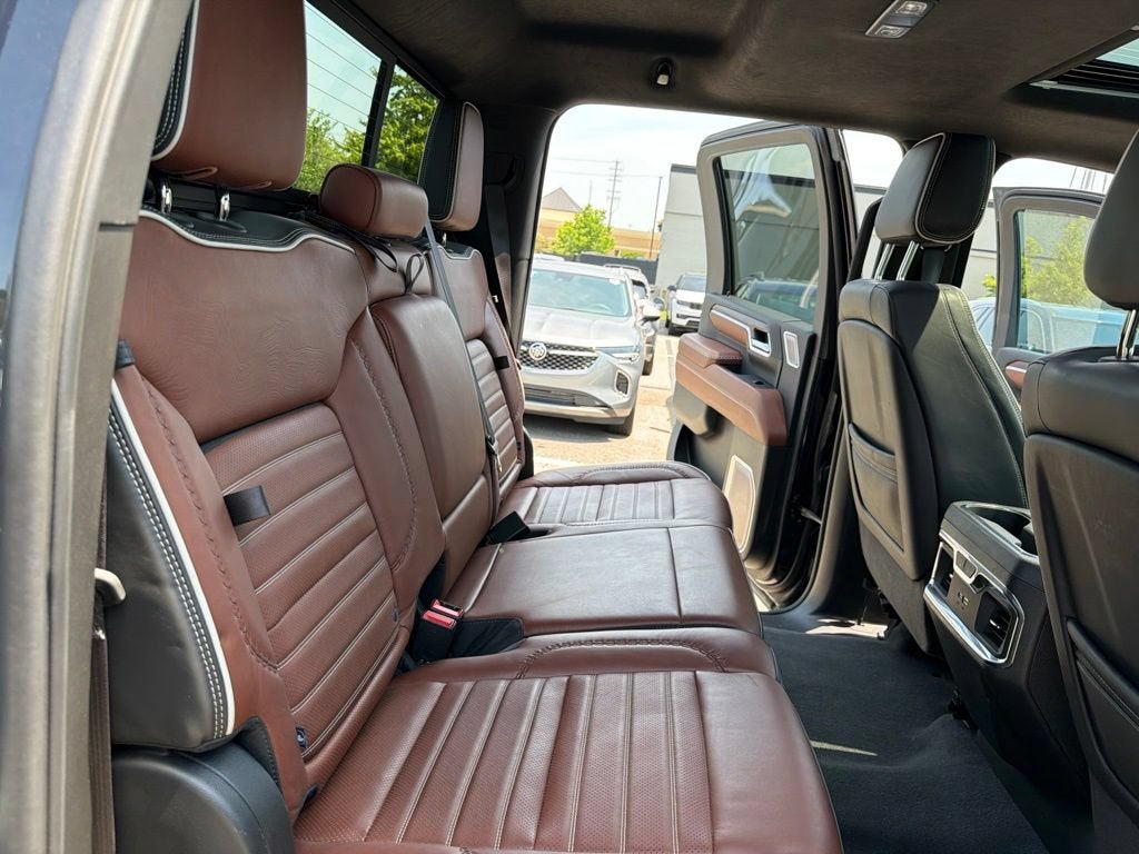 2024 GMC Sierra 3500 HD Denali Ultimate