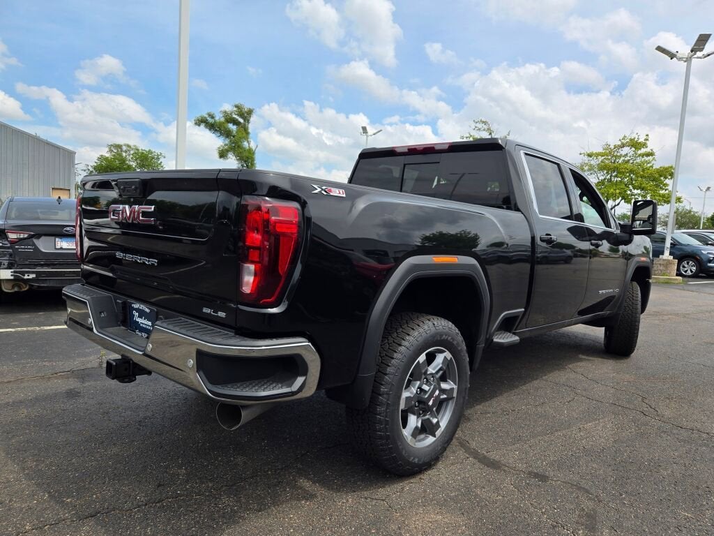 2026 GMC Sierra 2500 HD SLE