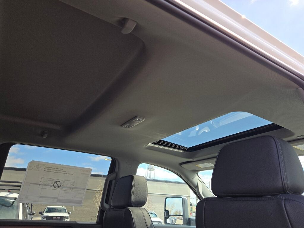 2025 GMC Sierra 2500 HD Denali