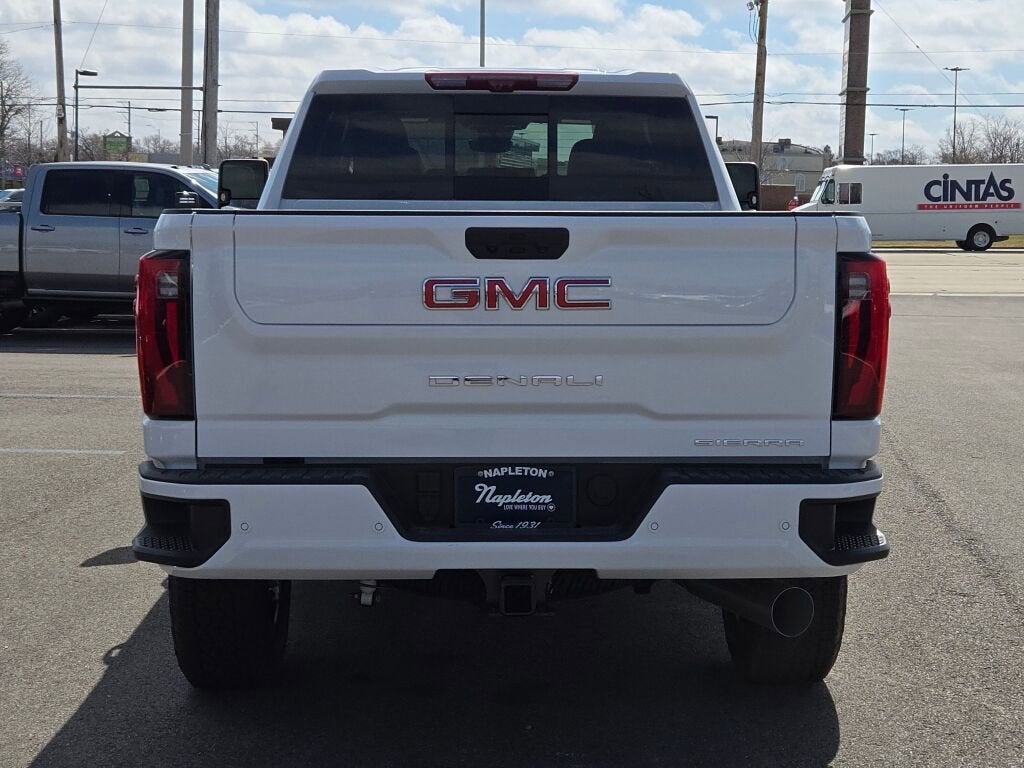 2025 GMC Sierra 2500 HD Denali