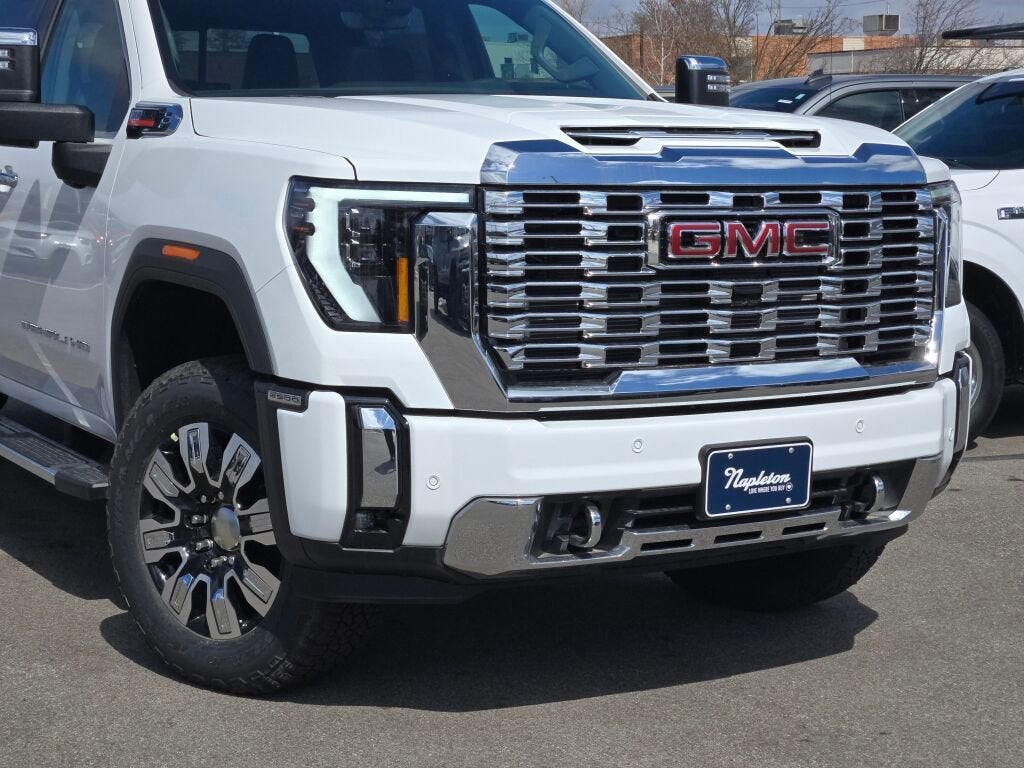 2025 GMC Sierra 2500 HD Denali