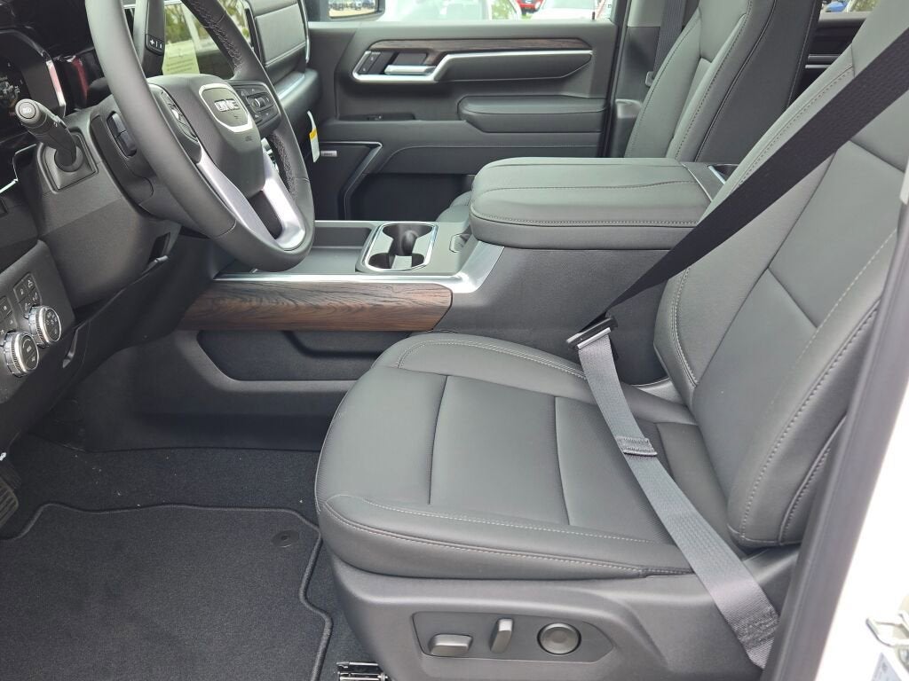 2026 GMC Sierra 3500 HD SLT