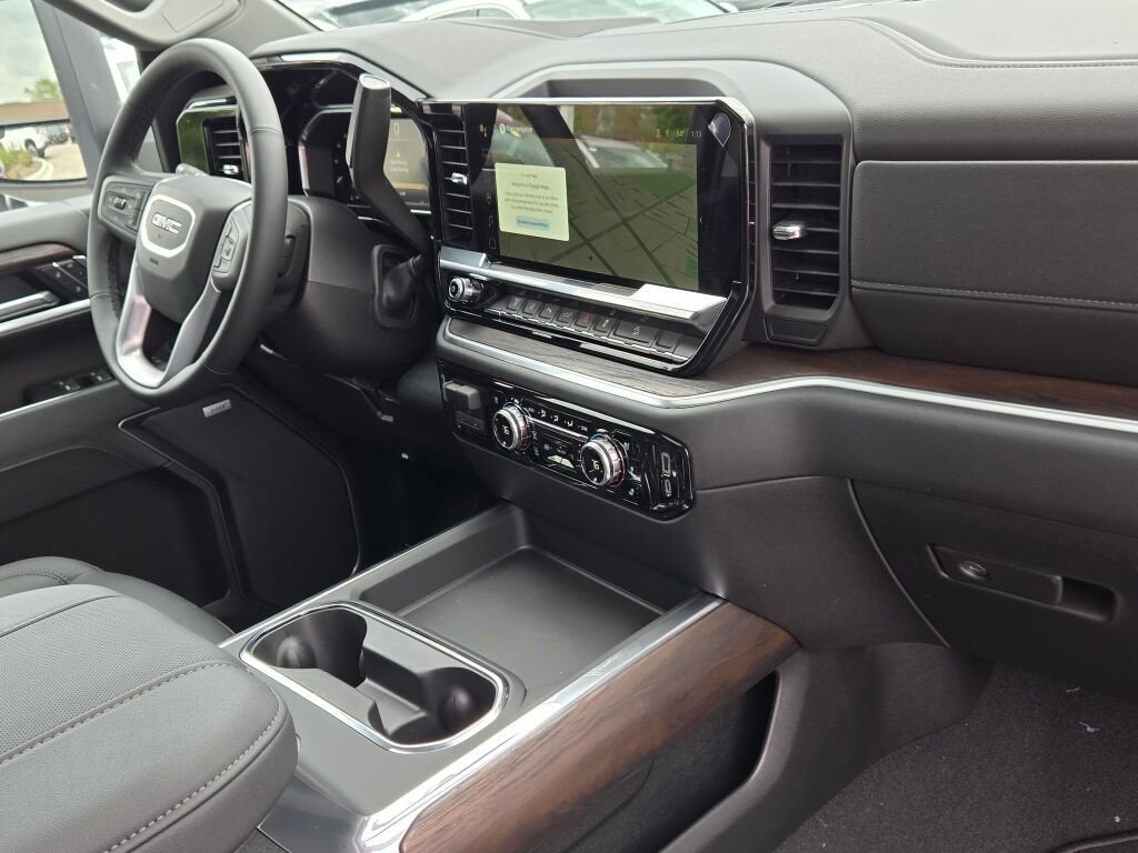 2026 GMC Sierra 3500 HD SLT