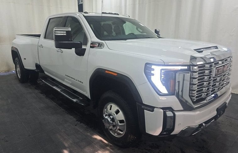 2025 GMC Sierra 3500 HD Denali DRW