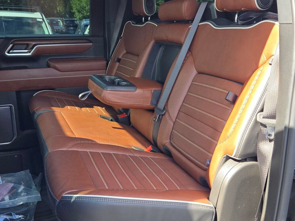 2025 GMC Sierra 3500 HD Denali Ultimate