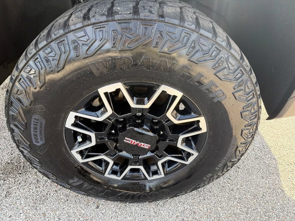 2025 GMC Sierra 2500 HD AT4X