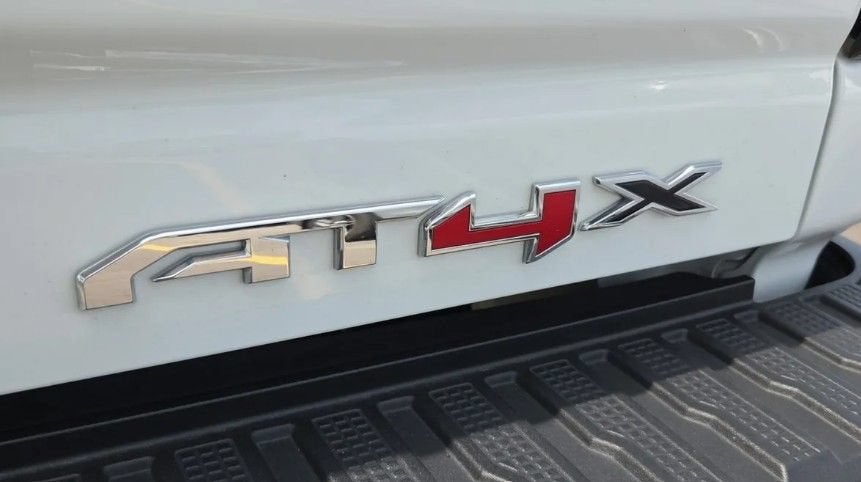 2025 GMC Sierra 2500 HD AT4X