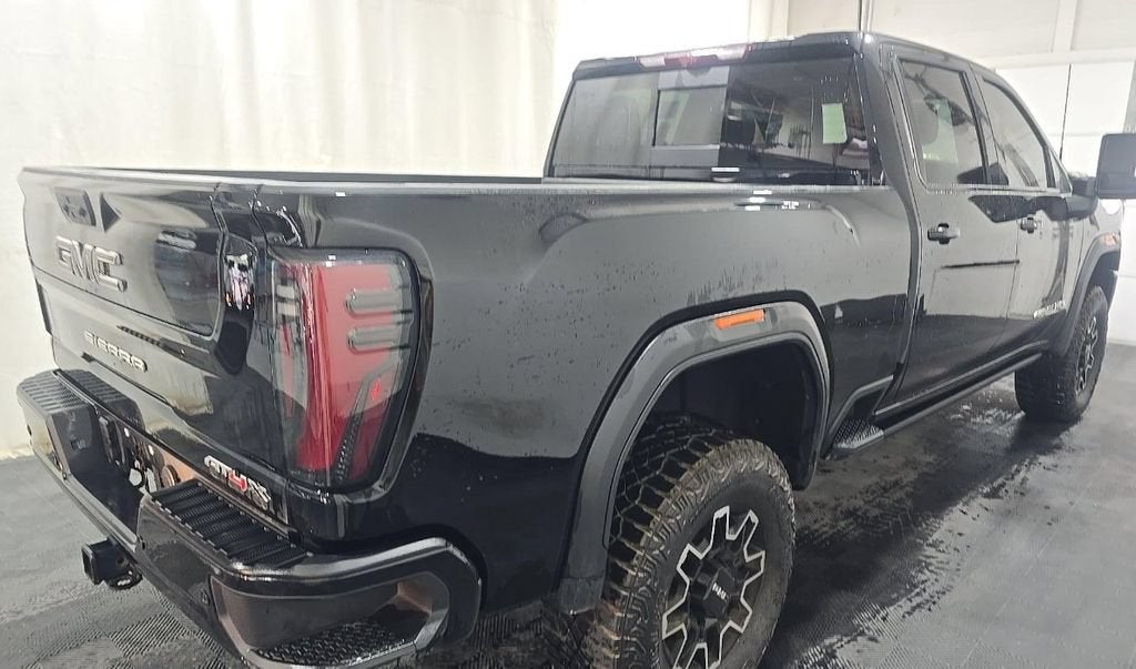 2025 GMC Sierra 2500 HD AT4X