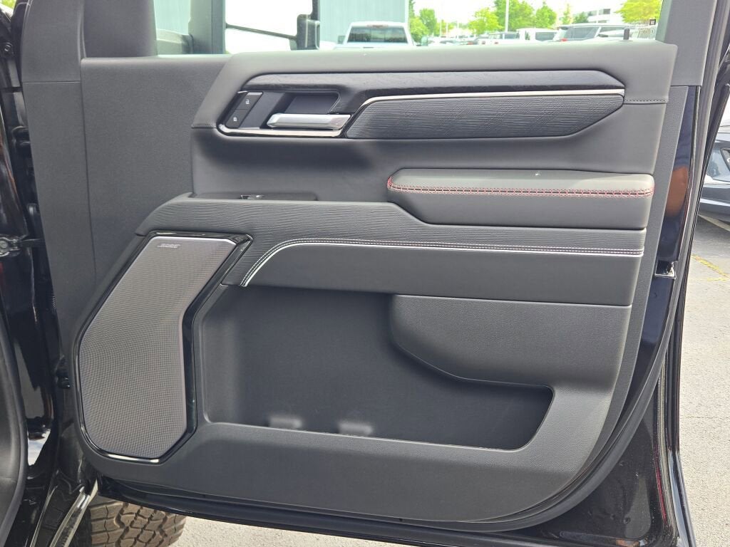 2026 GMC Sierra 2500HD AT4X - Photo 9