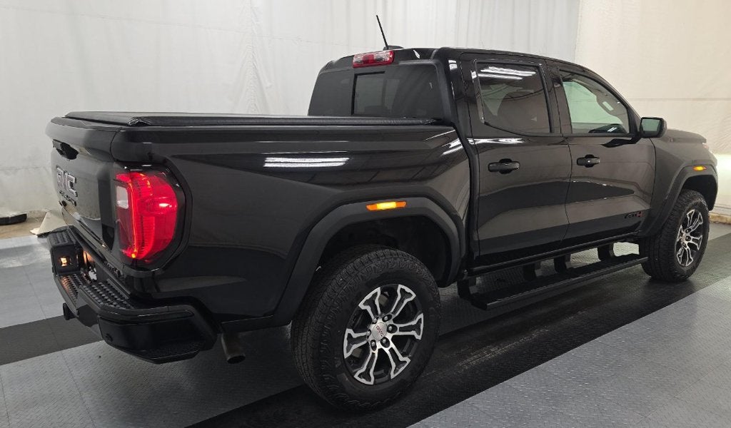 2025 GMC Canyon AT4