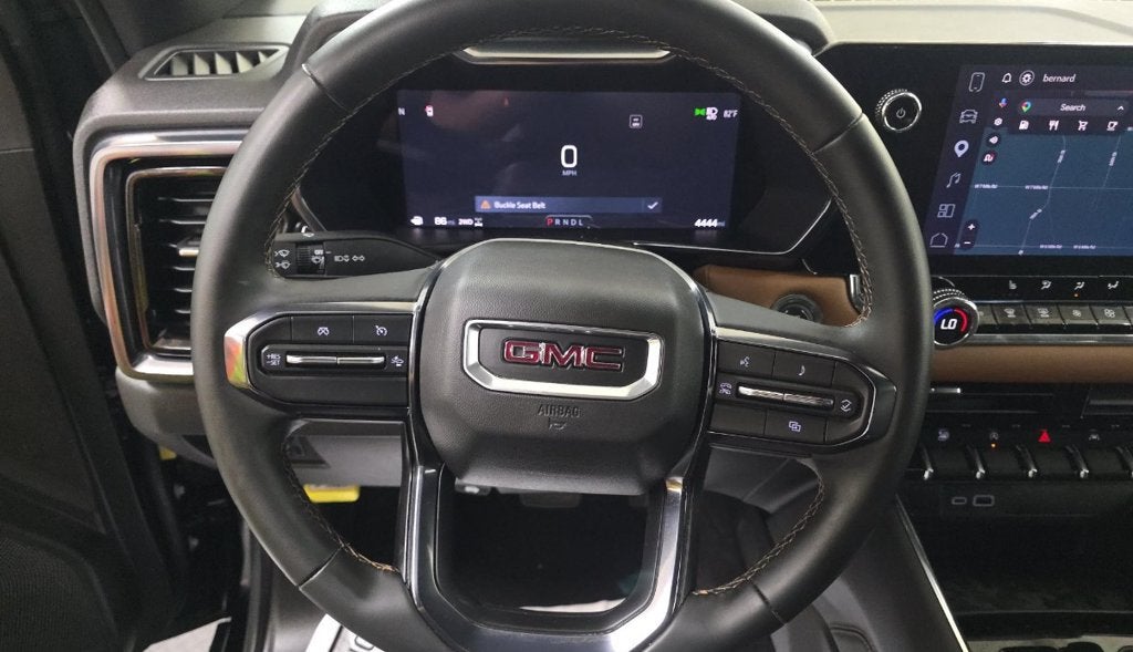 2025 GMC Canyon AT4