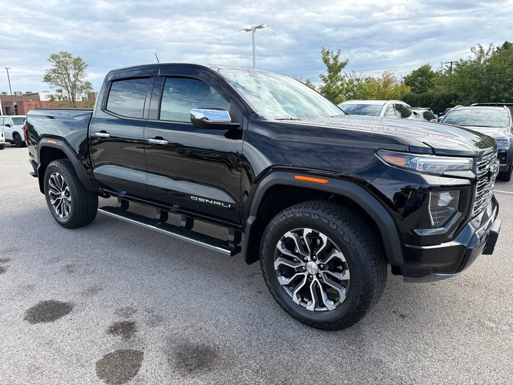 2025 GMC Canyon Denali