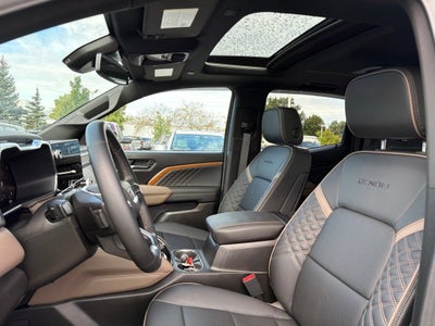 2025 GMC Canyon Denali