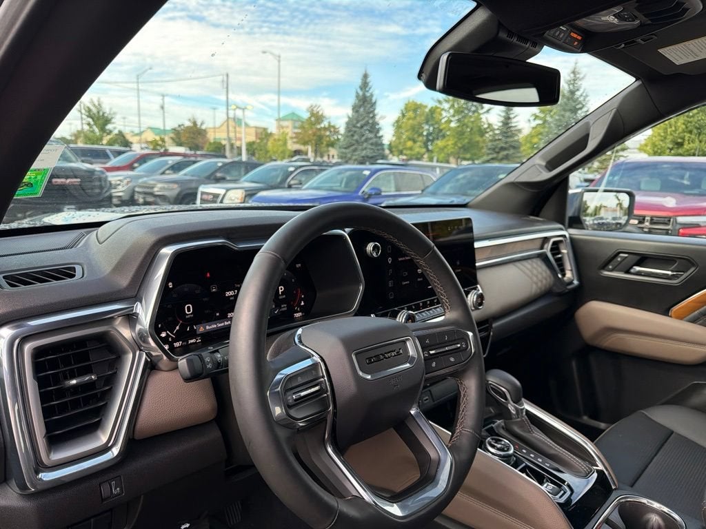 2025 GMC Canyon Denali
