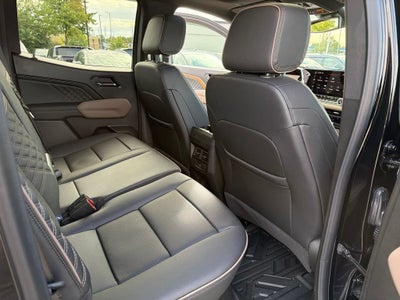 2025 GMC Canyon Denali