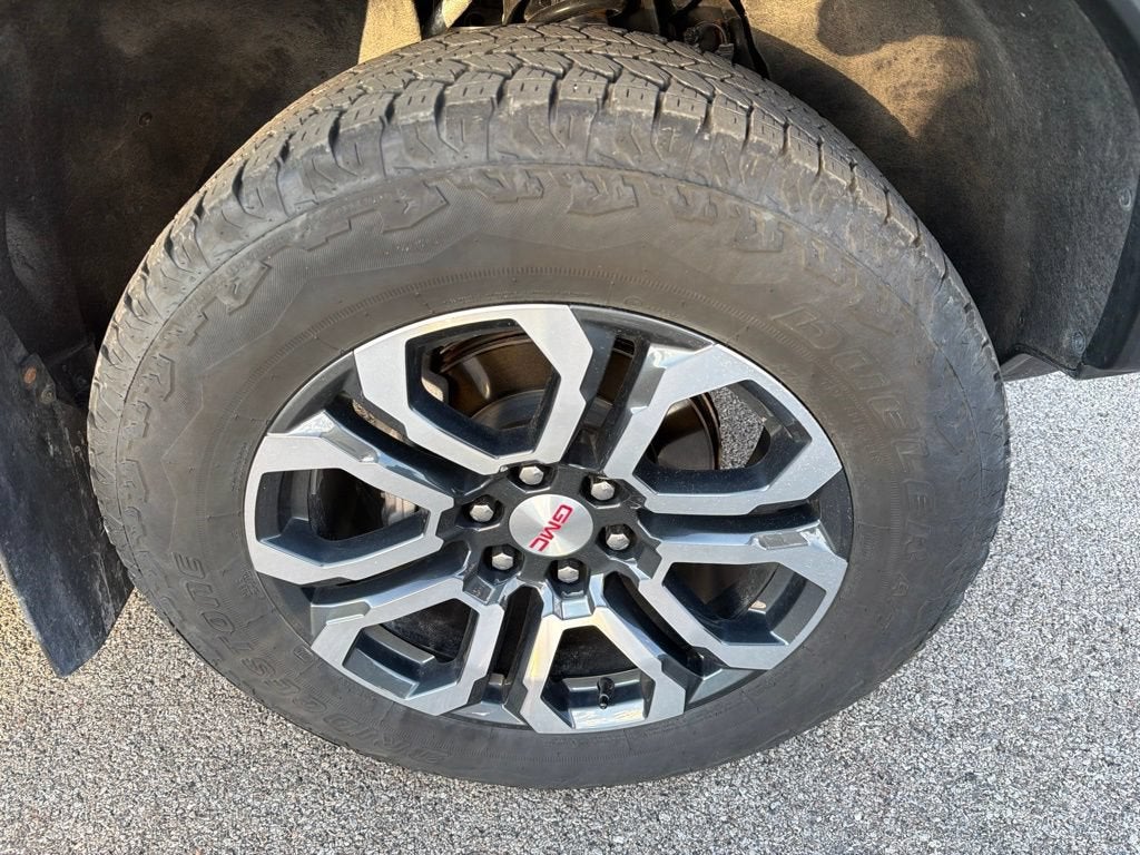 2024 GMC Canyon AT4