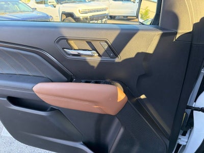 2024 GMC Canyon AT4