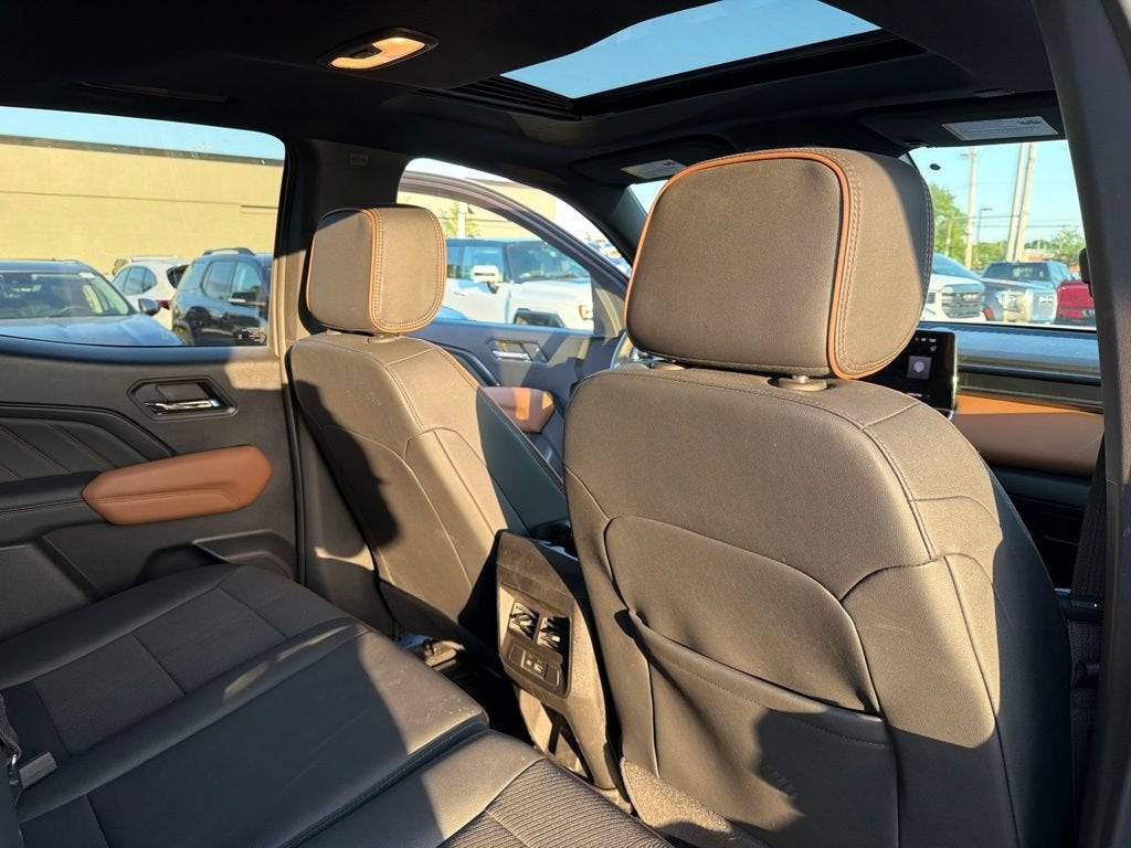 2024 GMC Canyon AT4