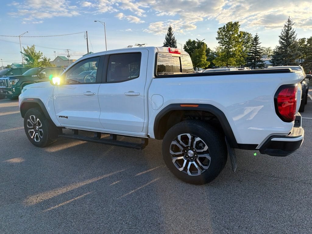 2024 GMC Canyon AT4