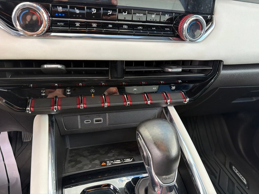 2023 GMC Canyon AT4X