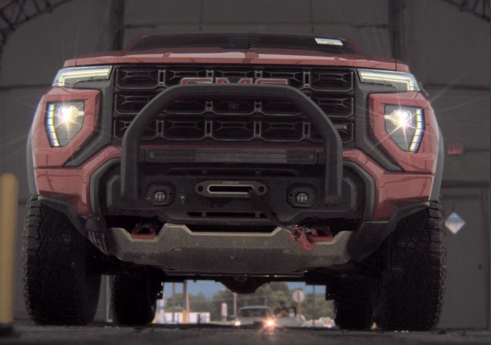 2023 GMC Canyon AT4X