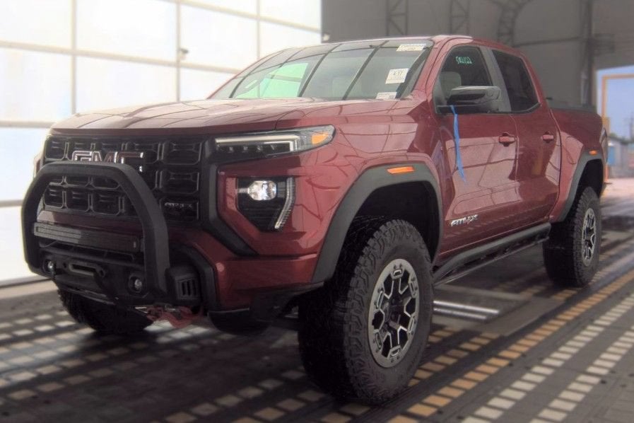 2023 GMC Canyon AT4X