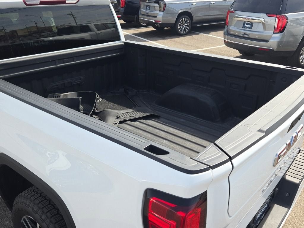 2022 GMC Sierra 1500 Limited AT4