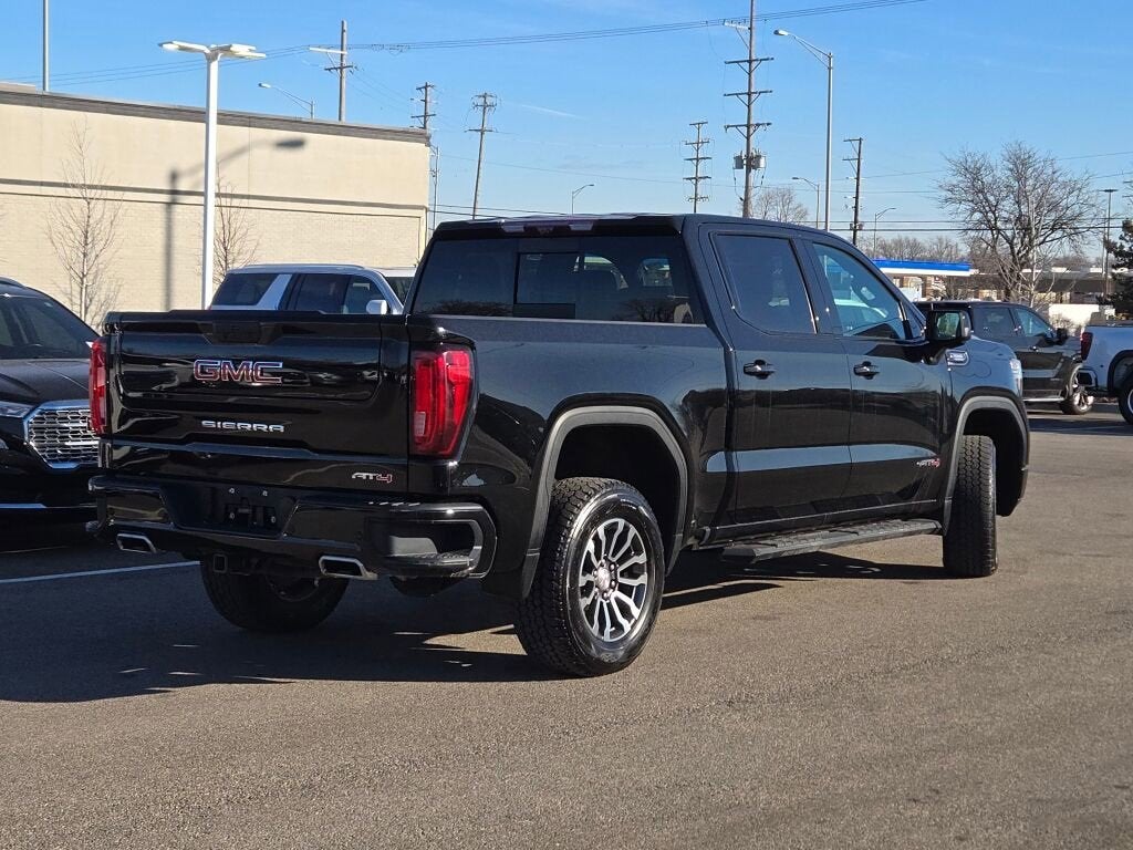 2021 GMC Sierra 1500 AT4
