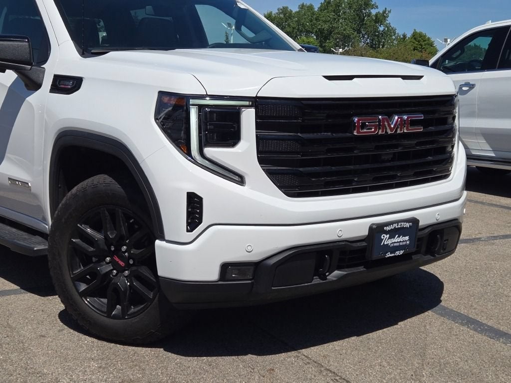 2025 GMC Sierra 1500 Elevation