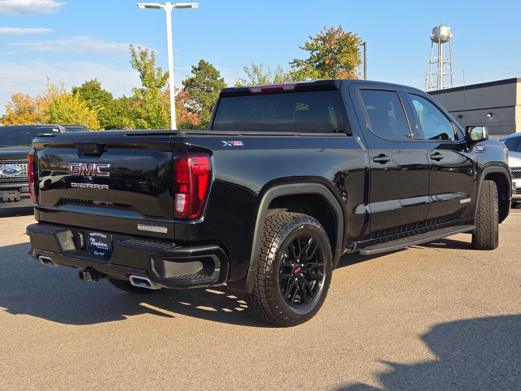 2025 GMC Sierra 1500 Elevation