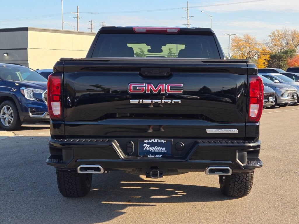 2025 GMC Sierra 1500 Elevation