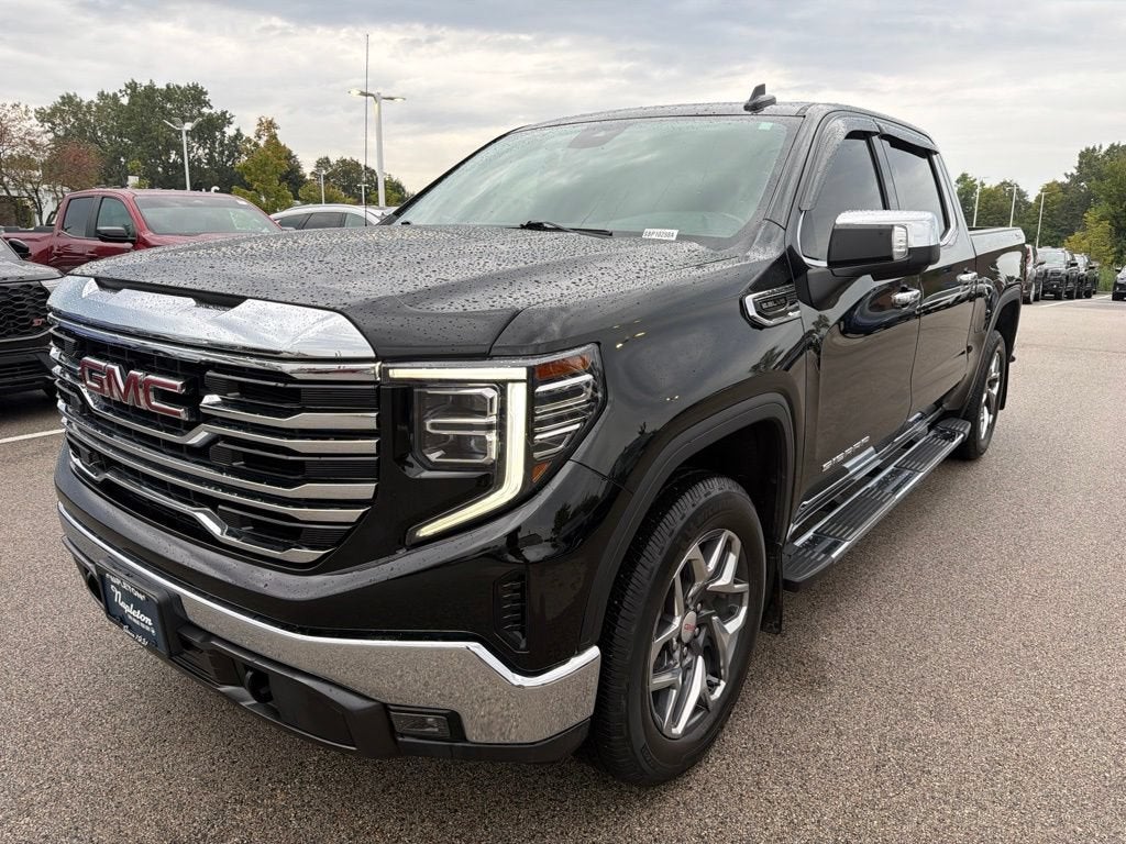 2022 GMC Sierra 1500 SLT