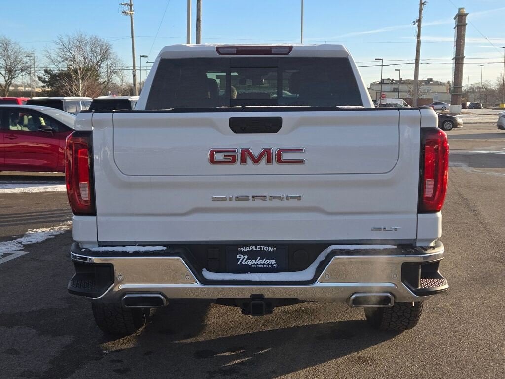2025 GMC Sierra 1500 SLT