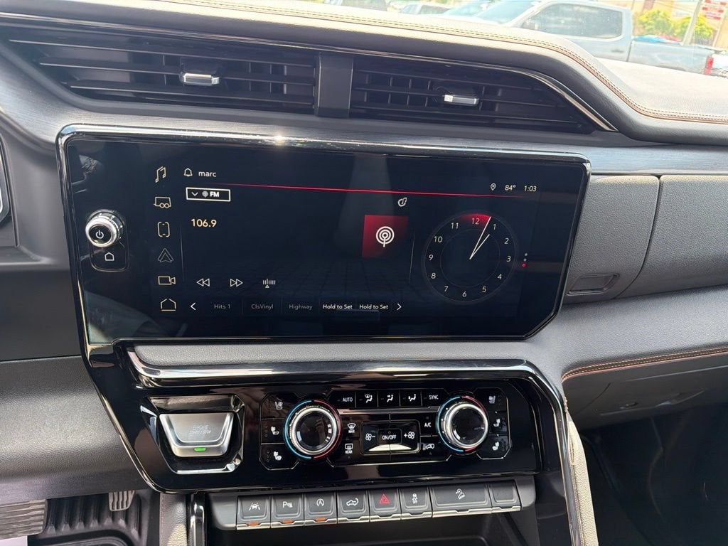 2024 GMC Sierra 1500 AT4