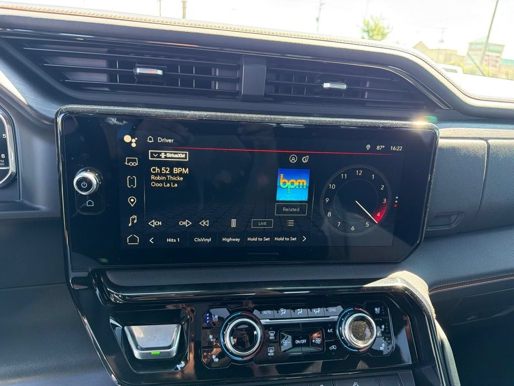 2025 GMC Sierra 1500 AT4