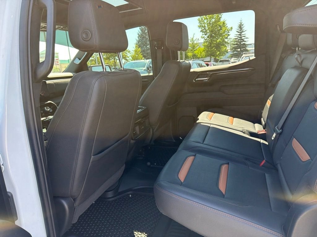 2025 GMC Sierra 1500 AT4
