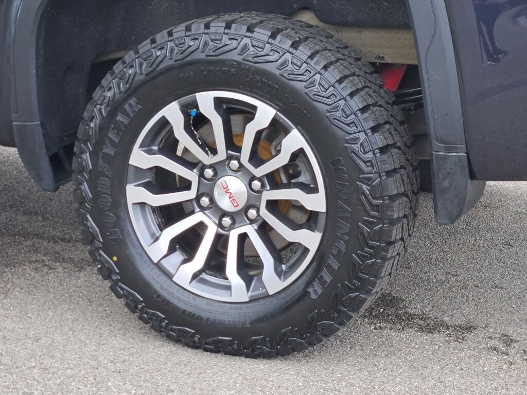 2022 GMC Sierra 1500 AT4