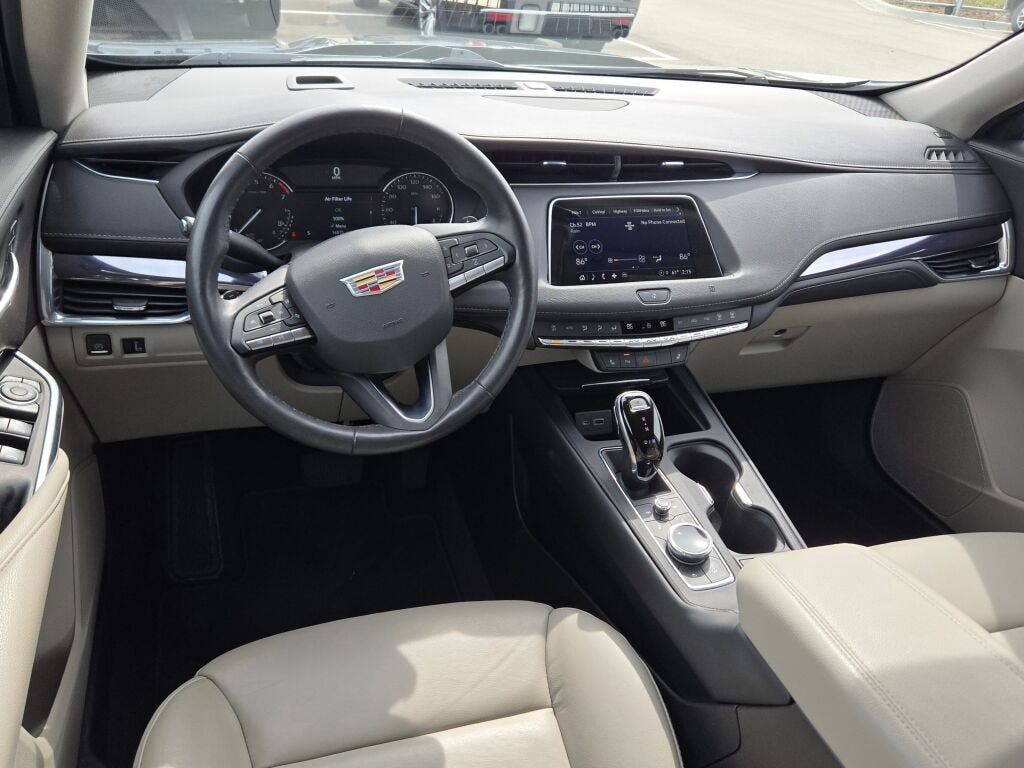 2021 Cadillac XT4 Luxury