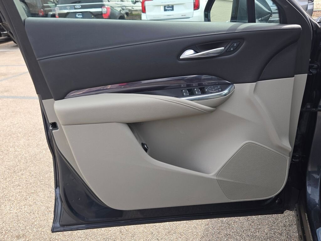 2021 Cadillac XT4 Luxury