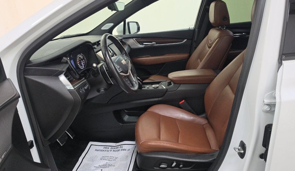2023 Cadillac XT5 AWD Sport