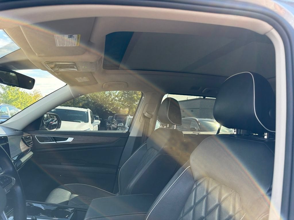 2024 Volkswagen Atlas 2.0T SEL Premium R-Line