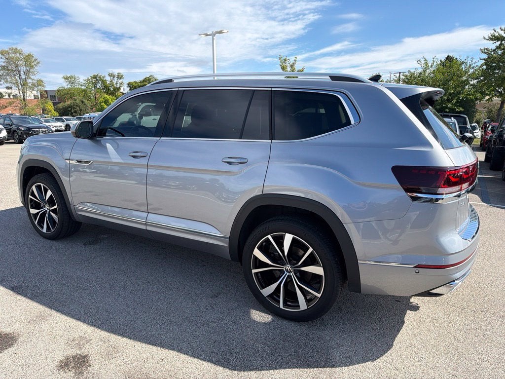 2024 Volkswagen Atlas 2.0T SEL Premium R-Line