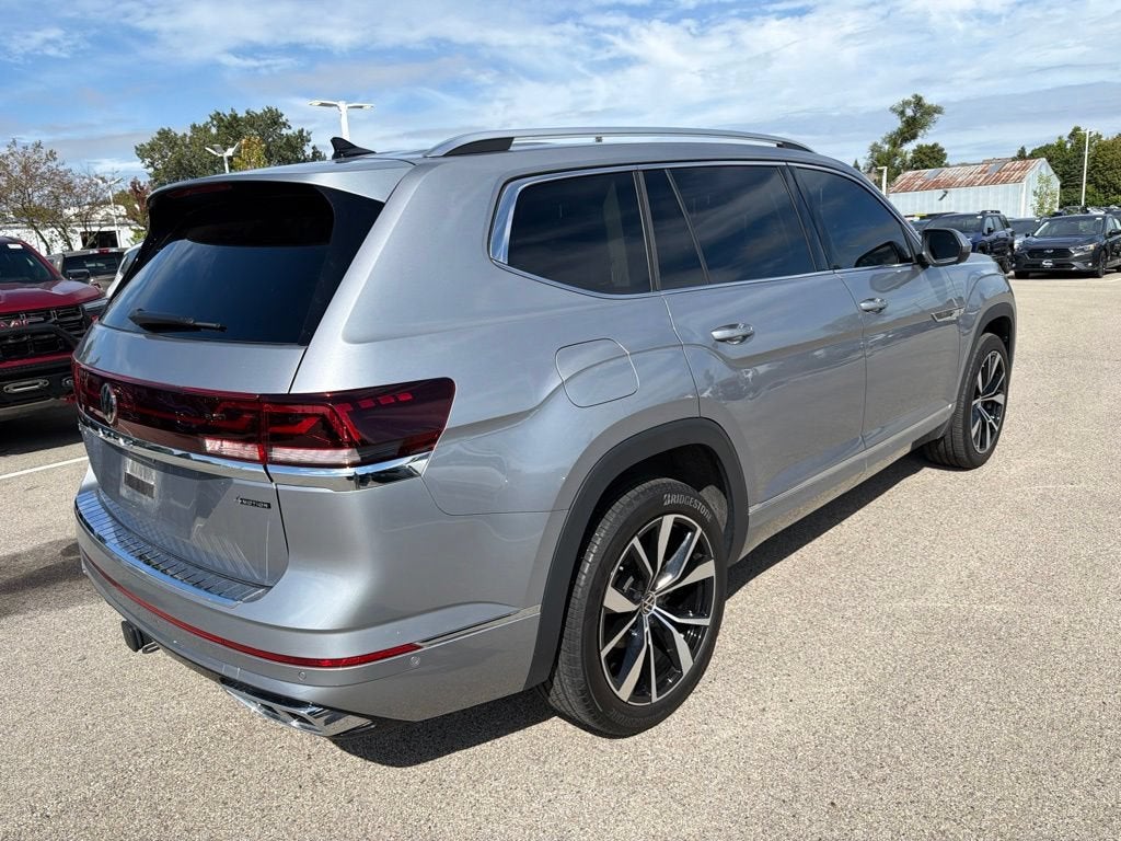 2024 Volkswagen Atlas 2.0T SEL Premium R-Line
